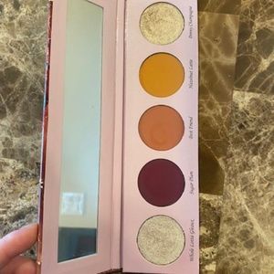 Klarity Cosmetics Mauve Eyeshadow Palette